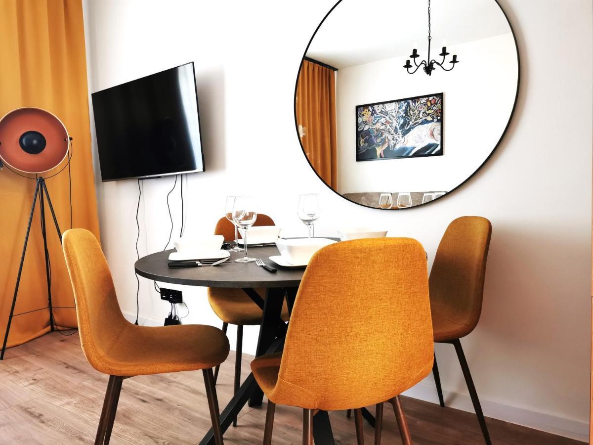 Apartment Podwale - Self Check-in 24h *